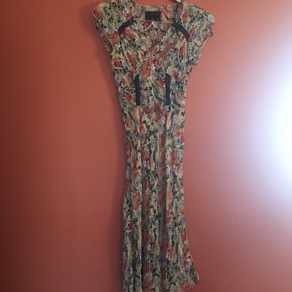 Free People Dresses & Skirts - Free people silk grunge 90’s lace floral dress